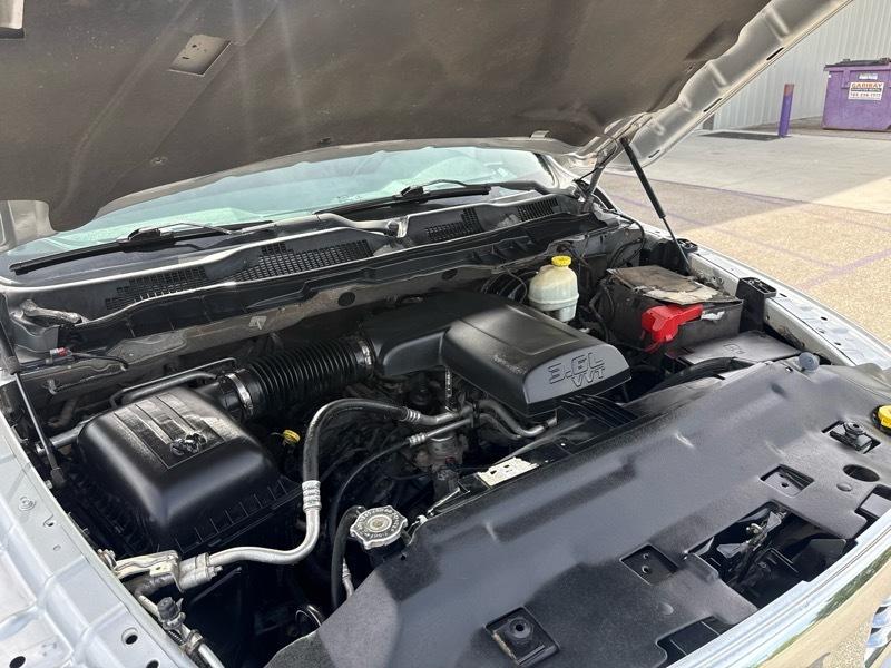 RAM 1500 SLT Quad Cab 4WD 2014