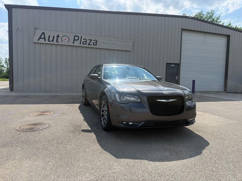 Chrysler 300 S V6 AWD 2016