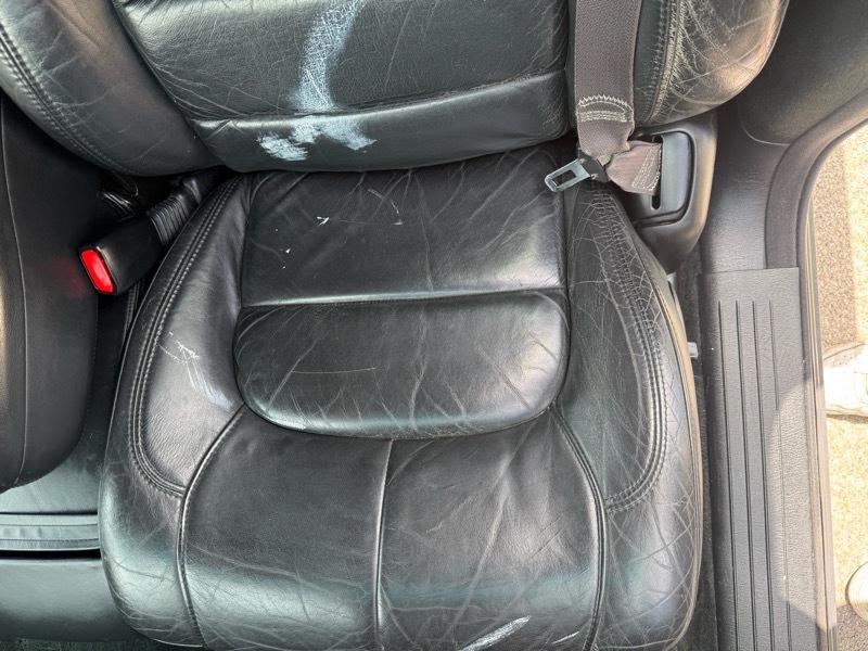 Cadillac DeVille DHS 2000