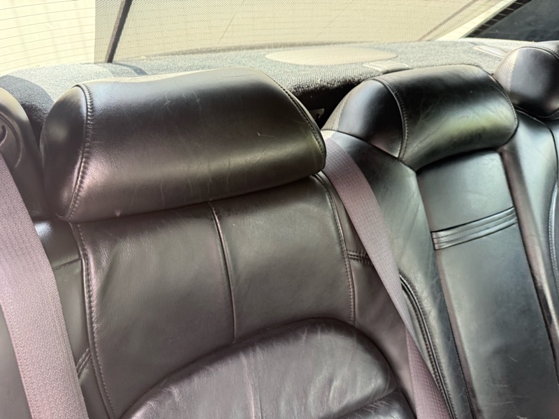 Cadillac DeVille DHS 2000