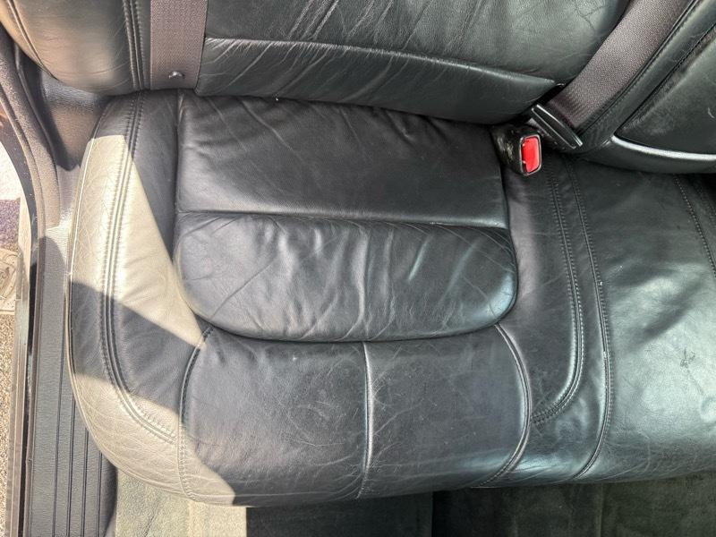 Cadillac DeVille DHS 2000
