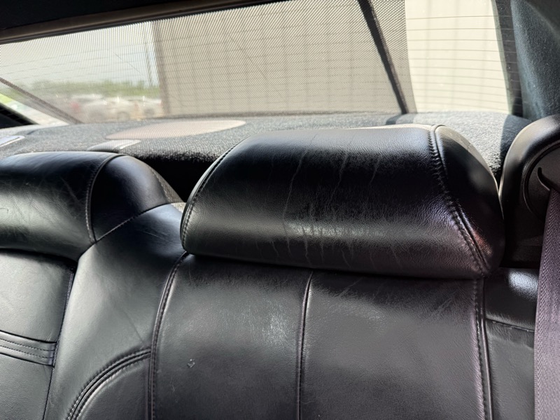 Cadillac DeVille DHS 2000