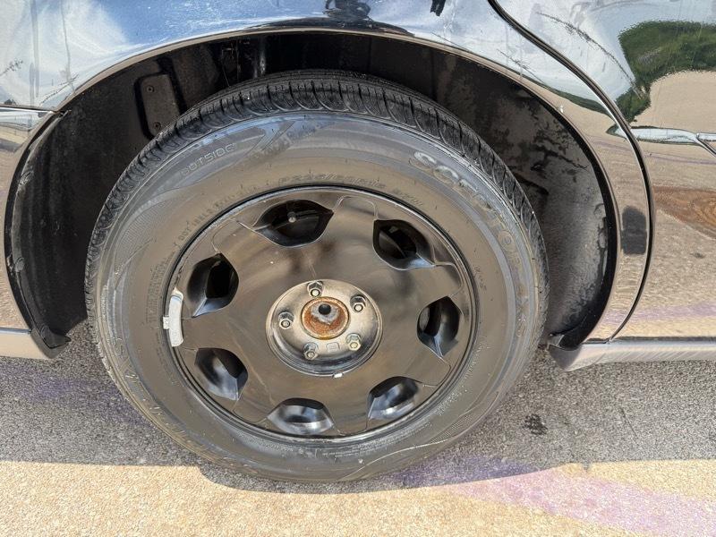 Cadillac DeVille DHS 2000