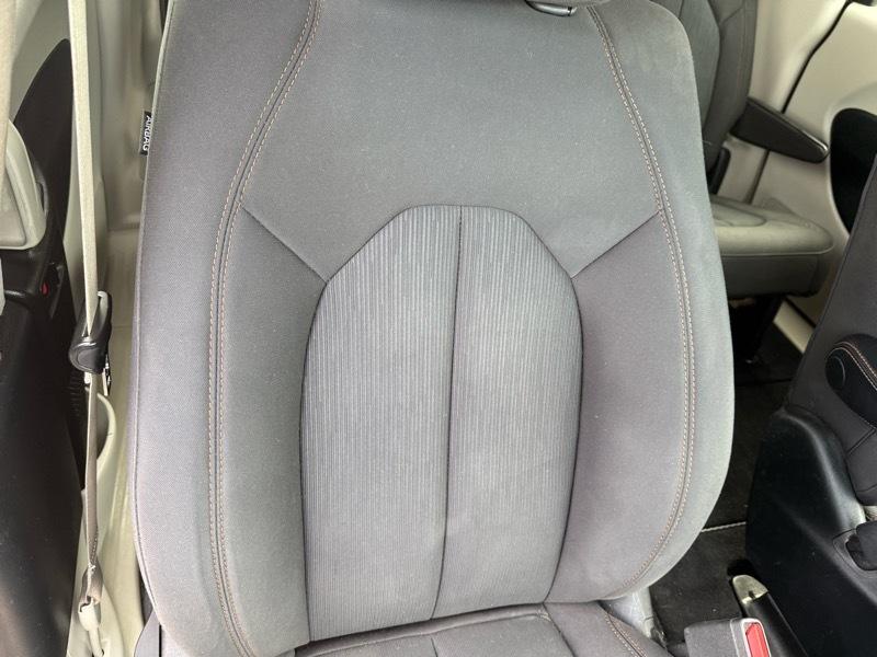 Chrysler Pacifica Touring 2017