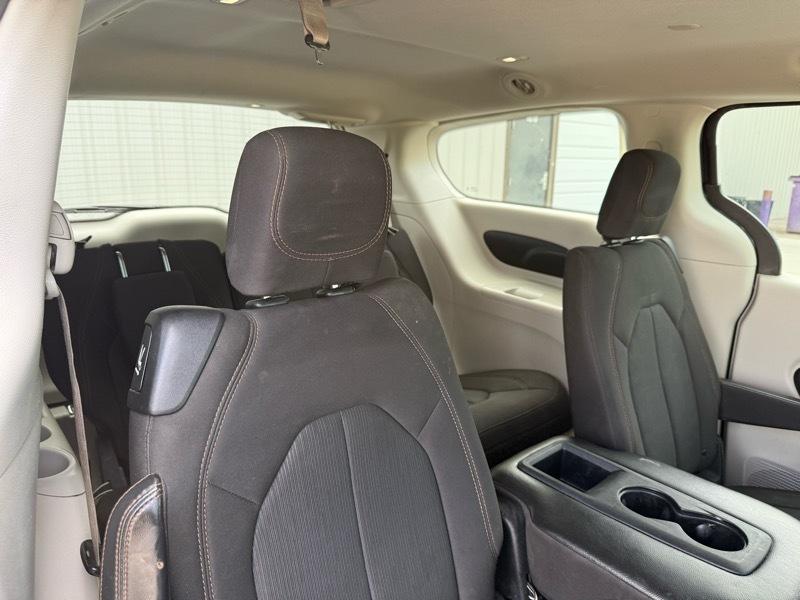 Chrysler Pacifica Touring 2017