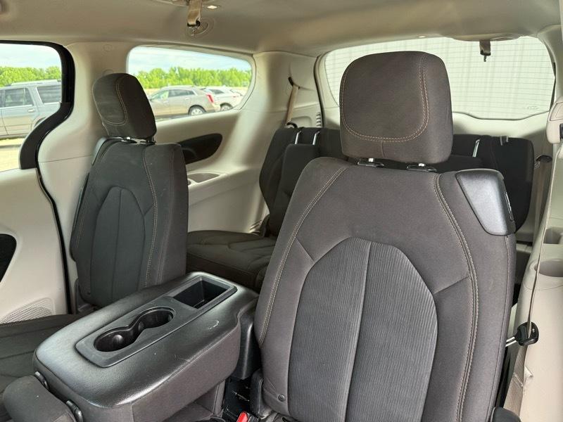 Chrysler Pacifica Touring 2017