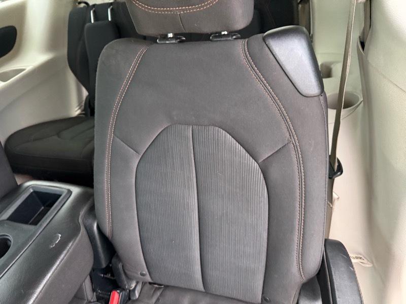 Chrysler Pacifica Touring 2017