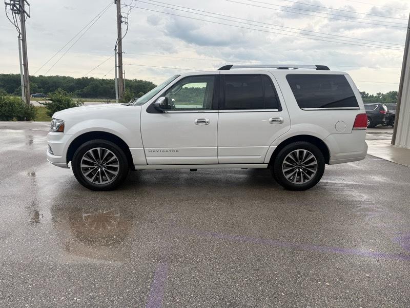 Lincoln Navigator Select 4WD 2016