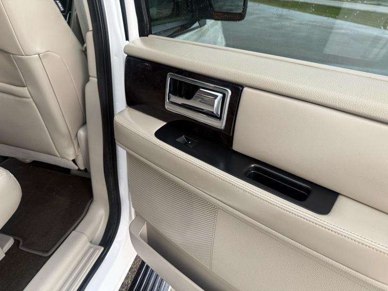 Lincoln Navigator Select 4WD 2016