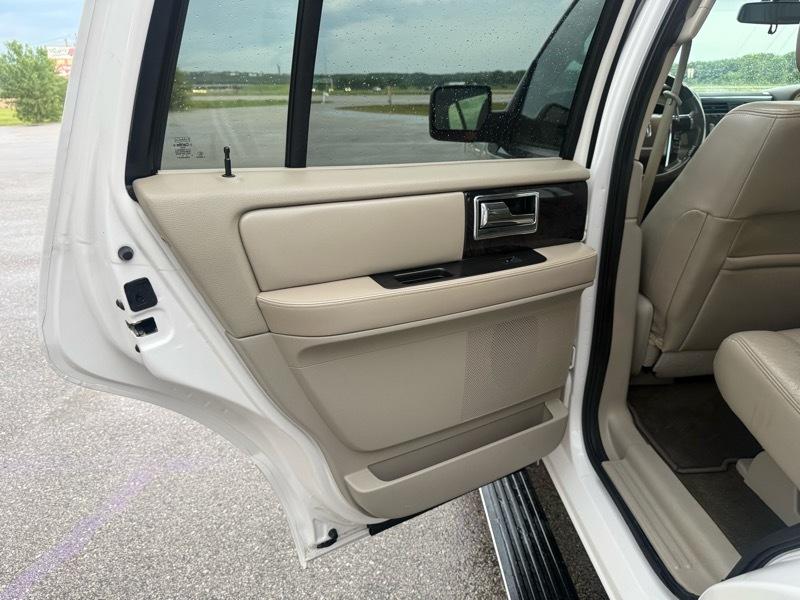 Lincoln Navigator Select 4WD 2016