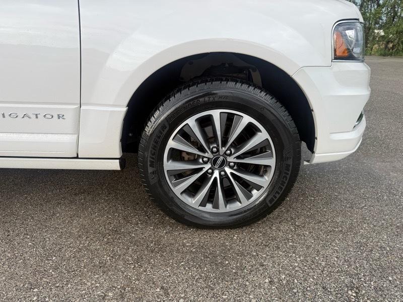 Lincoln Navigator Select 4WD 2016