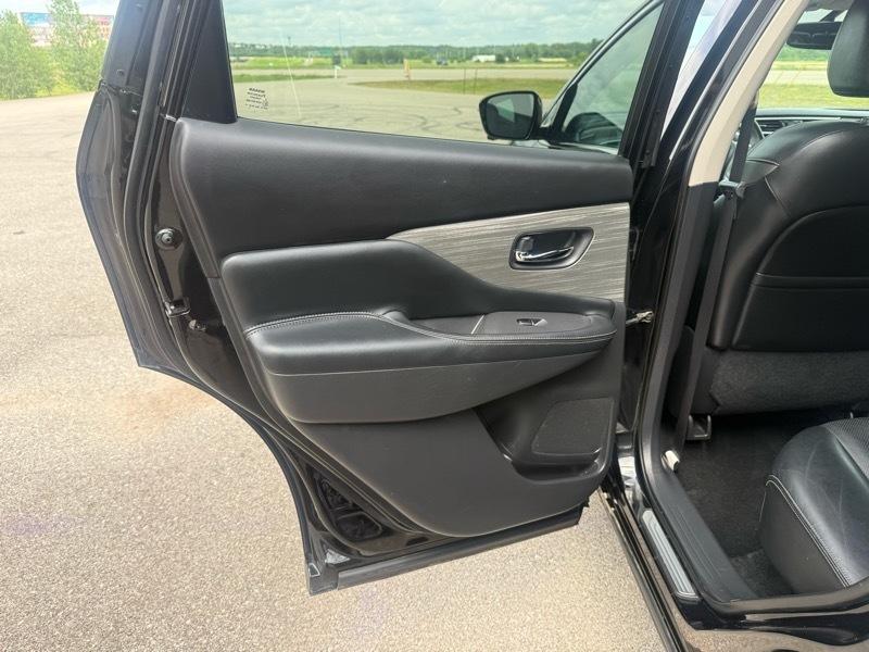 Nissan Murano SV AWD 2015