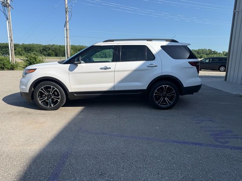 Ford Explorer Sport 4WD 2013