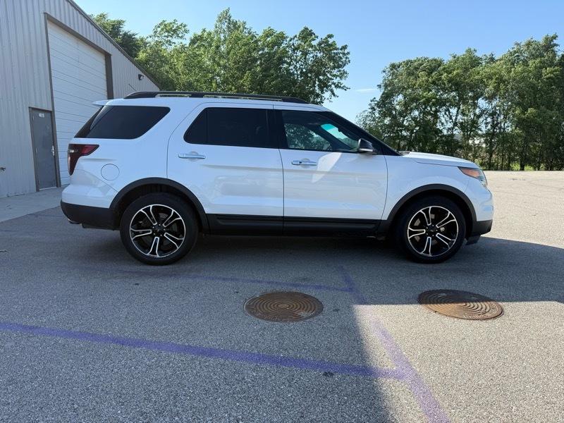 Ford Explorer Sport 4WD 2013