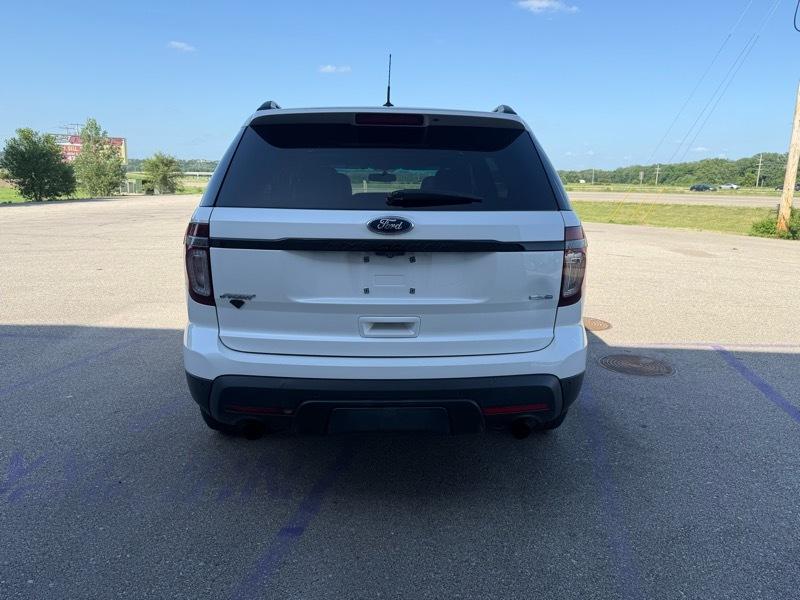 Ford Explorer Sport 4WD 2013