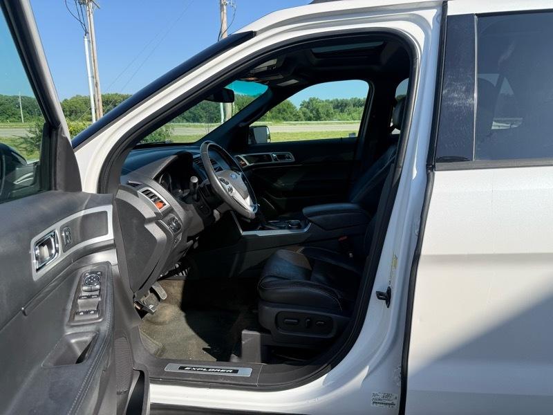 Ford Explorer Sport 4WD 2013