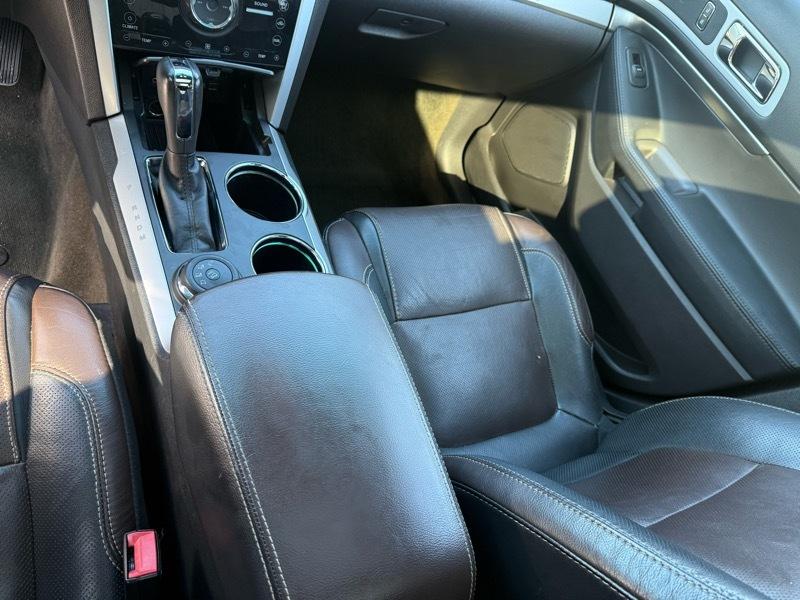 Ford Explorer Sport 4WD 2013