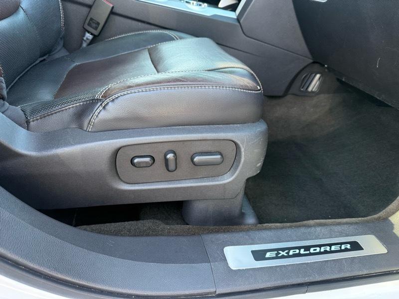 Ford Explorer Sport 4WD 2013