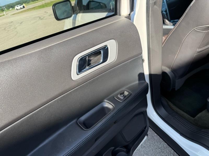 Ford Explorer Sport 4WD 2013