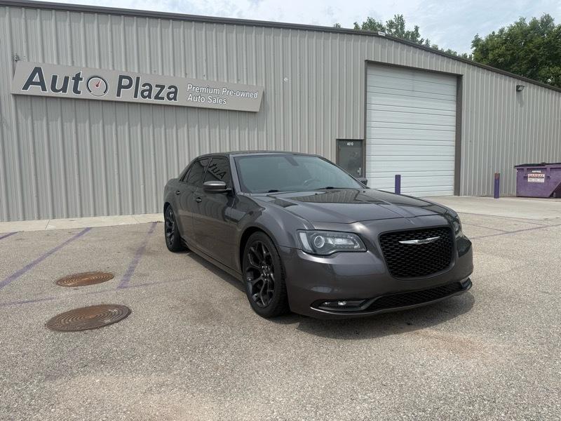 Chrysler 300 S V6 RWD 2019