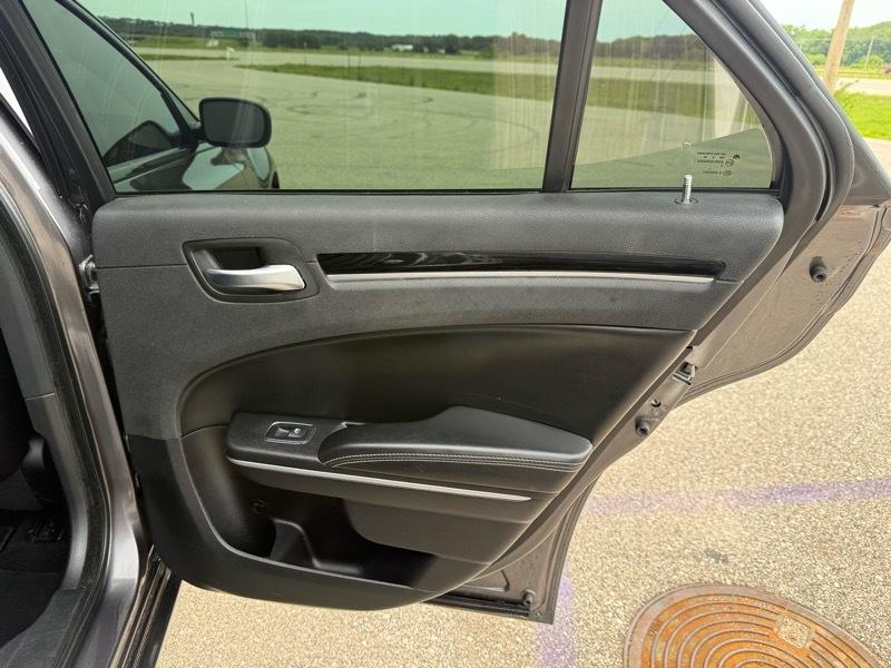 Chrysler 300 S V6 RWD 2019