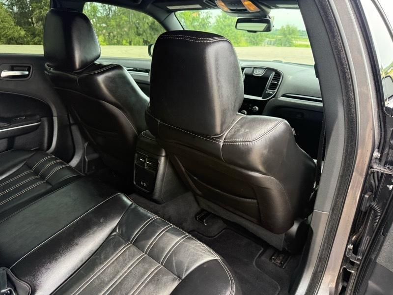 Chrysler 300 S V6 RWD 2019