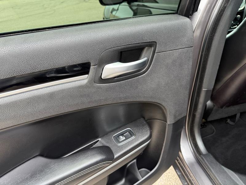 Chrysler 300 S V6 RWD 2019