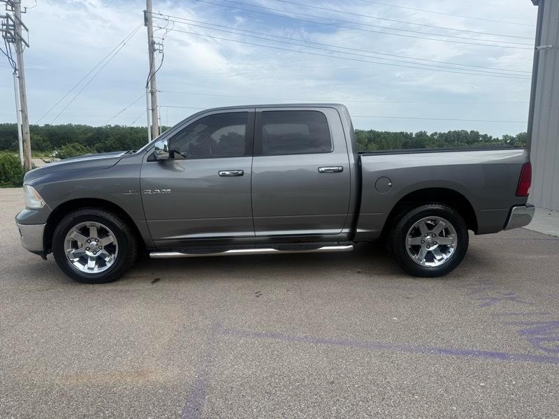 RAM 1500 2WD Crew Cab 149" Laramie 2010