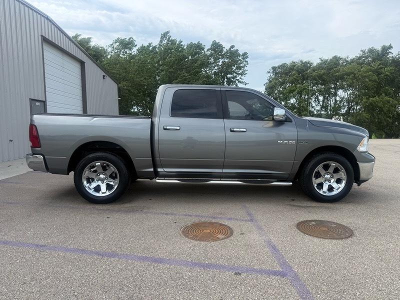 RAM 1500 2WD Crew Cab 149" Laramie 2010
