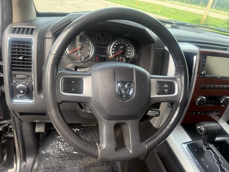 RAM 1500 2WD Crew Cab 149" Laramie 2010
