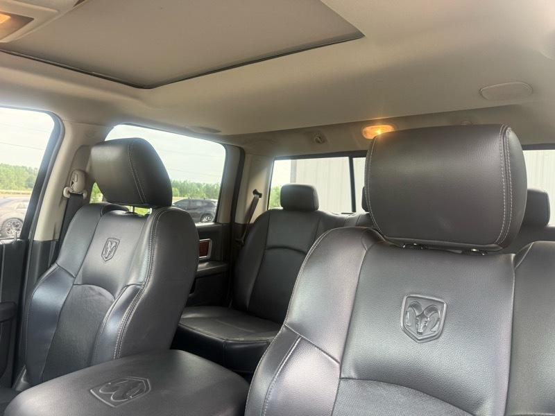 RAM 1500 2WD Crew Cab 149" Laramie 2010