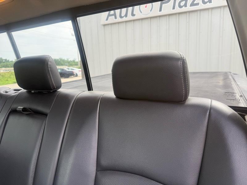 RAM 1500 2WD Crew Cab 149" Laramie 2010