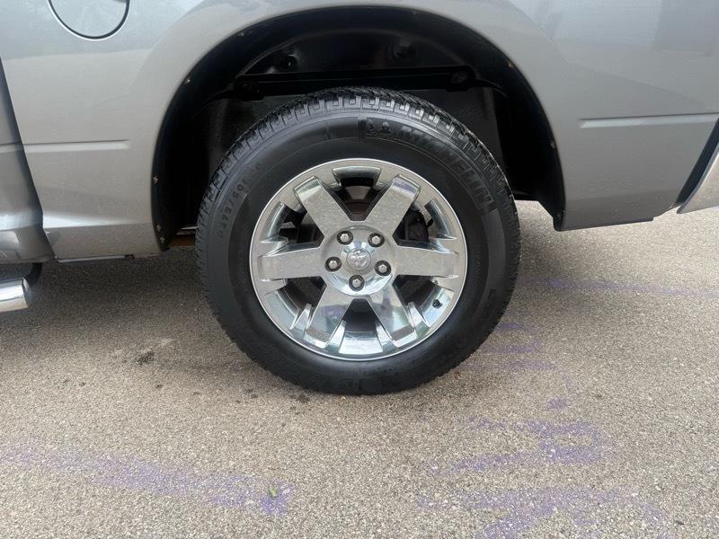 RAM 1500 2WD Crew Cab 149" Laramie 2010