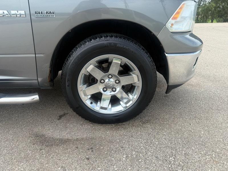 RAM 1500 2WD Crew Cab 149" Laramie 2010