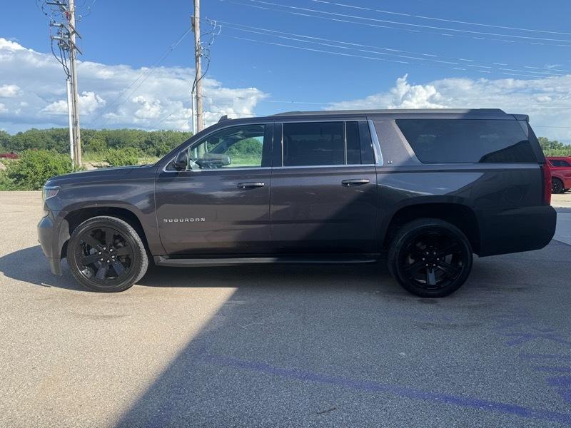 Chevrolet Suburban LT 4WD 2018