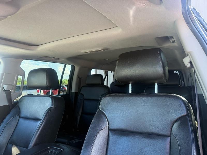 Chevrolet Suburban LT 4WD 2018