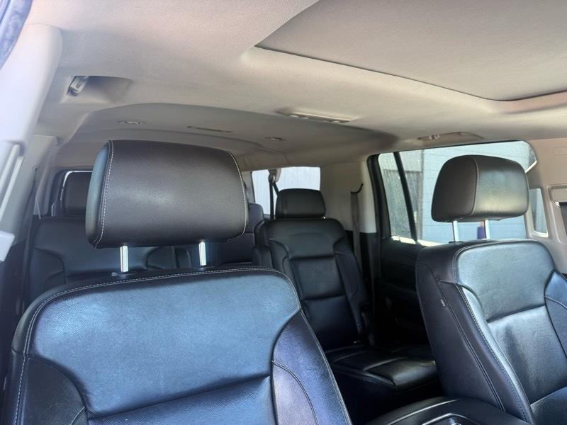 Chevrolet Suburban LT 4WD 2018
