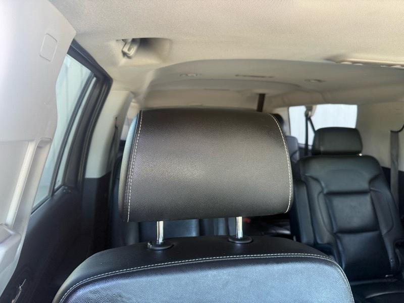 Chevrolet Suburban LT 4WD 2018