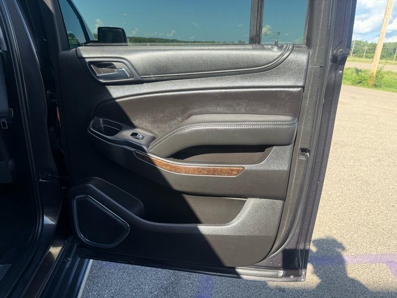 Chevrolet Suburban LT 4WD 2018