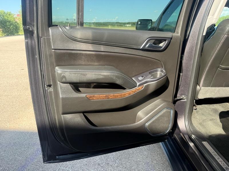 Chevrolet Suburban LT 4WD 2018