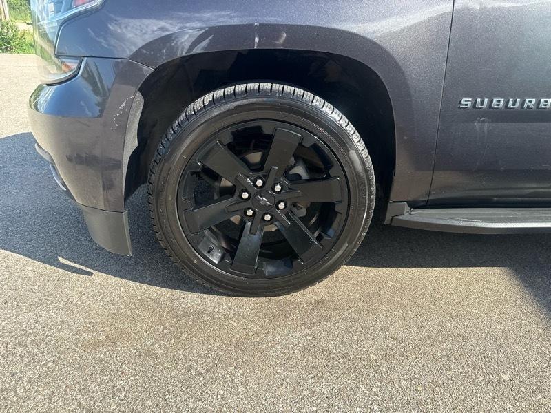 Chevrolet Suburban LT 4WD 2018
