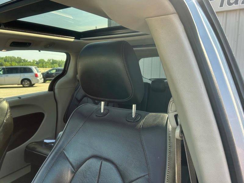 Chrysler Pacifica Limited 2020