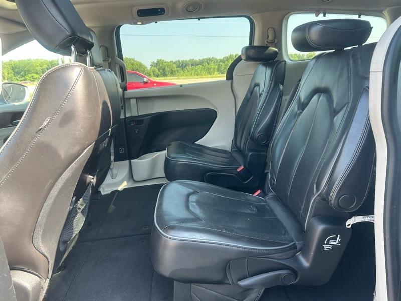 Chrysler Pacifica Limited 2020