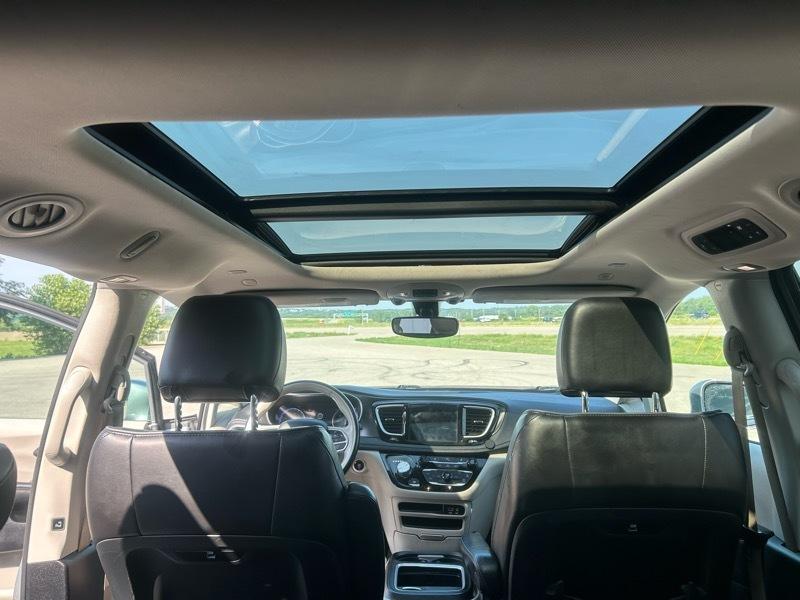 Chrysler Pacifica Limited 2020
