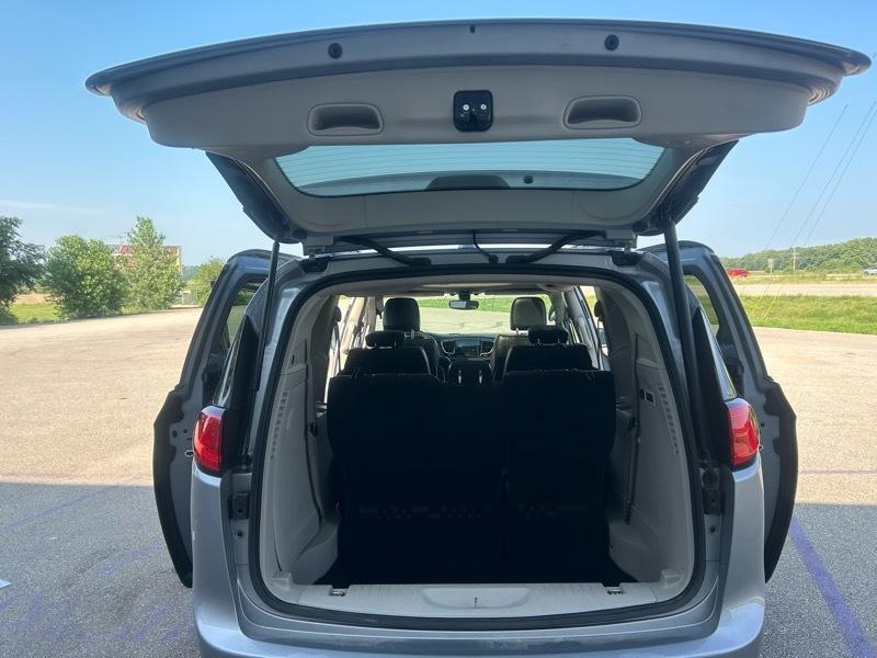 Chrysler Pacifica Limited 2020