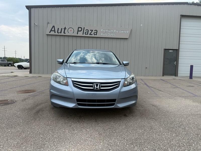 Honda Accord LX sedan AT 2011