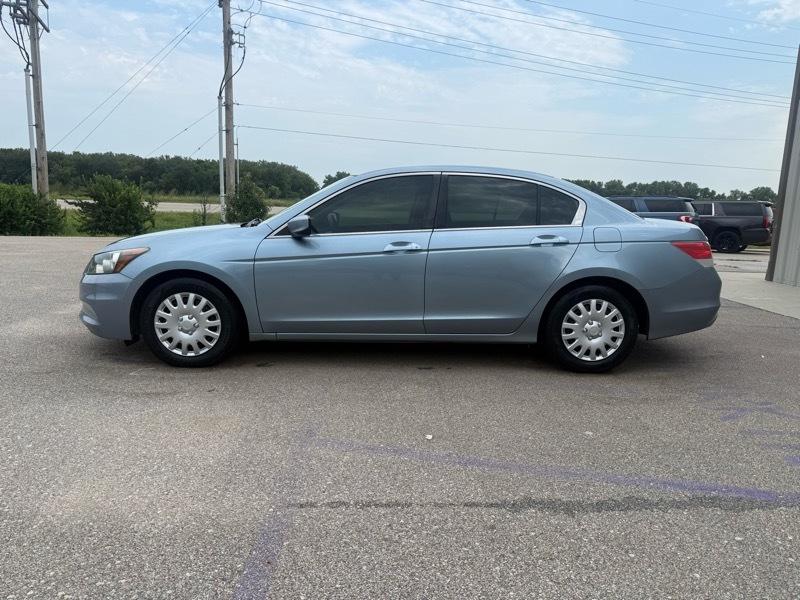 Honda Accord LX sedan AT 2011