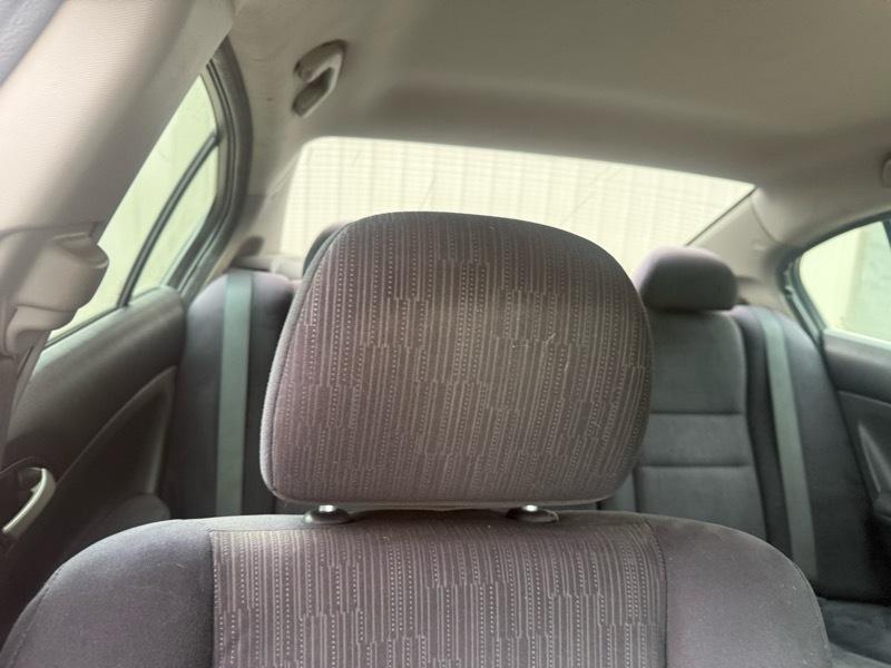 Honda Accord LX sedan AT 2011