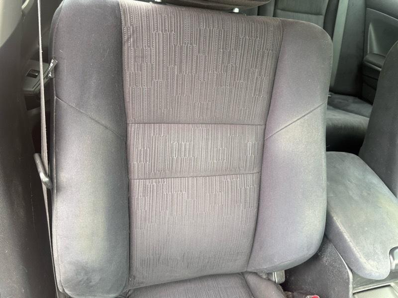 Honda Accord LX sedan AT 2011