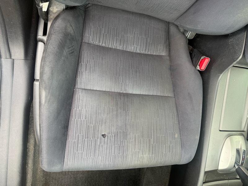 Honda Accord LX sedan AT 2011
